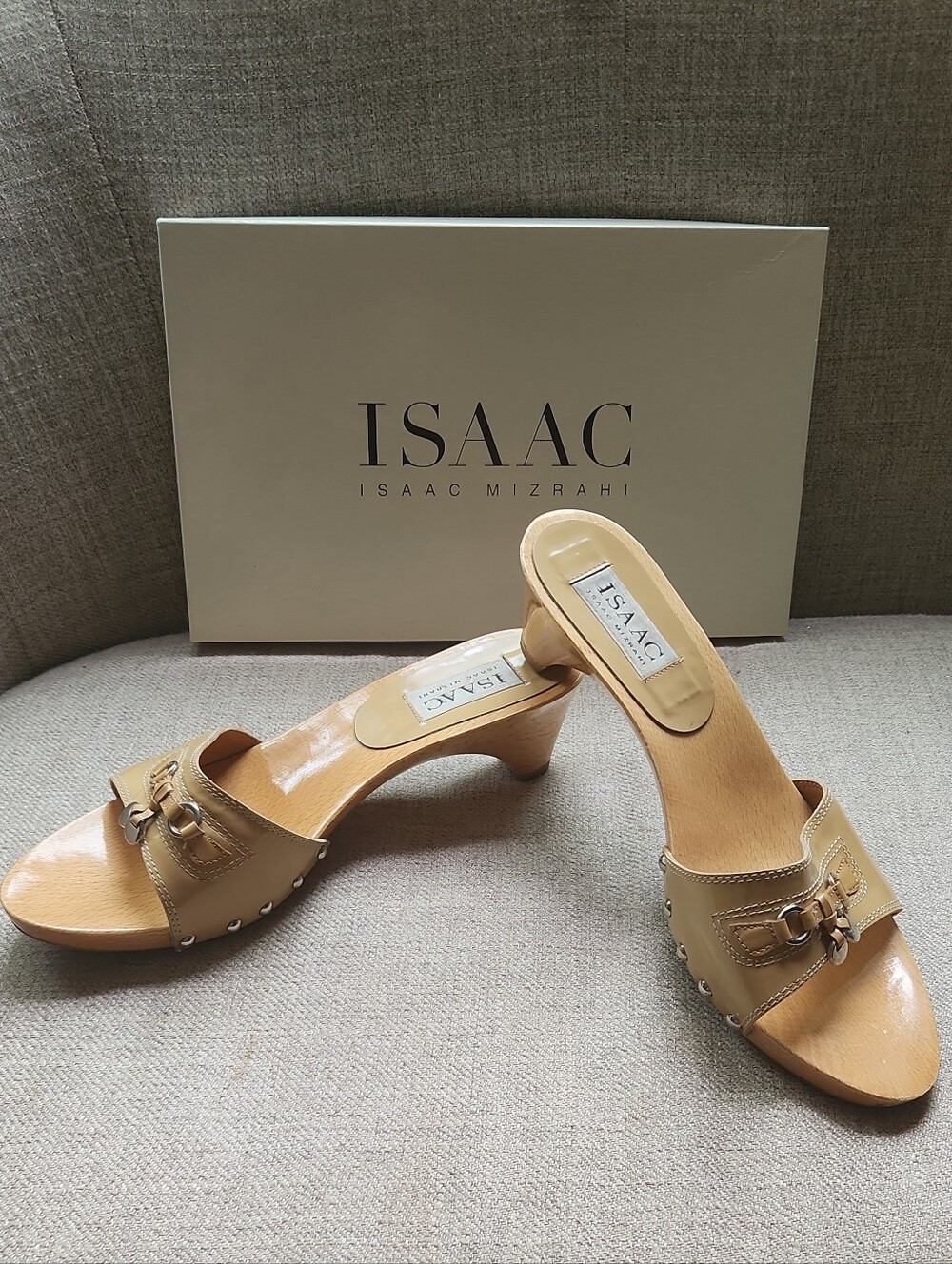 VINTAGE Isaac Mizrahi Leather Wooden Mule Sandals with stud accents